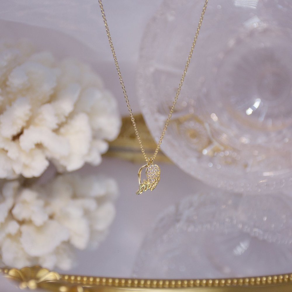 NEW 14K Gold Plated Diamond Angel Wing Necklace - Picture 8 of 9